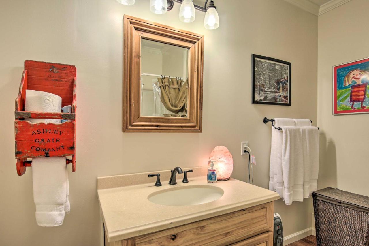 Cozy And Quiet Studio With Porch, Near Scenic Railway! بلو ريدج المظهر الخارجي الصورة